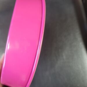 Paris Hilton Pink Nonstick Cake Pan Topic Hot Pink